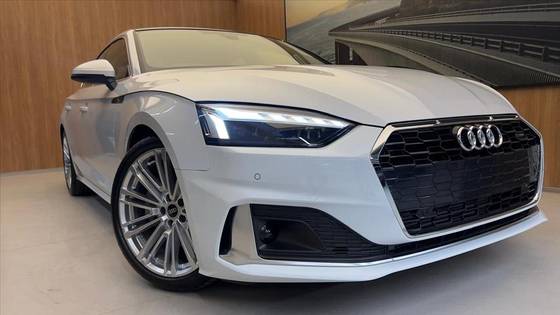 AUDI A5 2025