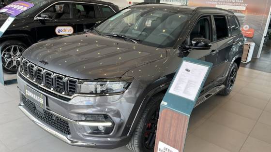 JEEP COMMANDER 2025