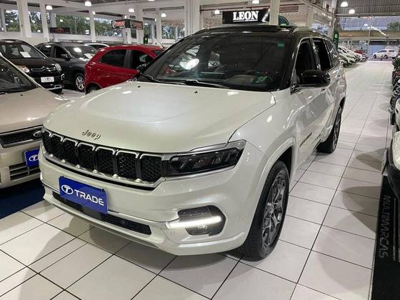 JEEP COMMANDER 2023