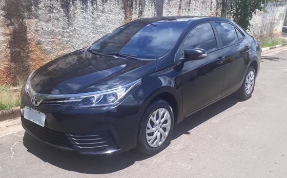 TOYOTA COROLLA 2018