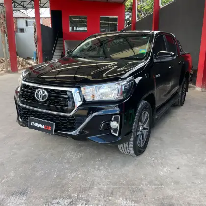 TOYOTA HILUX 2020