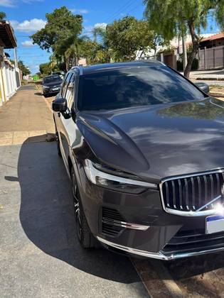 VOLVO XC60 2023