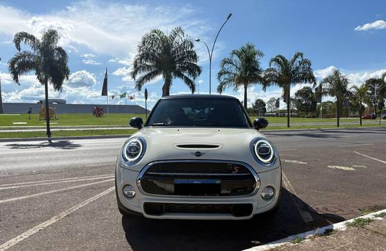 MINI COOPER 2019