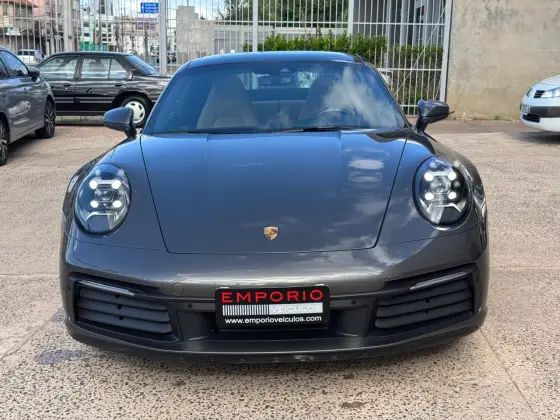 PORSCHE 911 2021