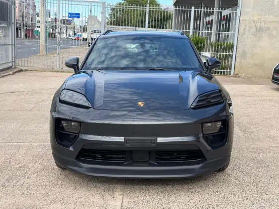 PORSCHE MACAN 2025