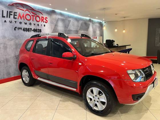 RENAULT DUSTER 2016