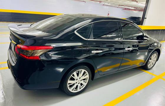 NISSAN SENTRA 2015