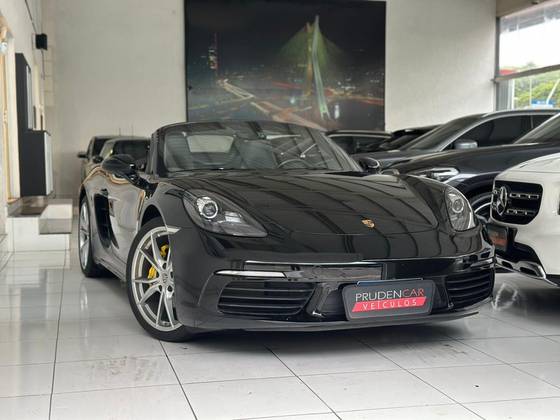 PORSCHE 718 2019