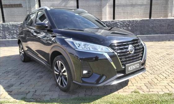 NISSAN KICKS 2022
