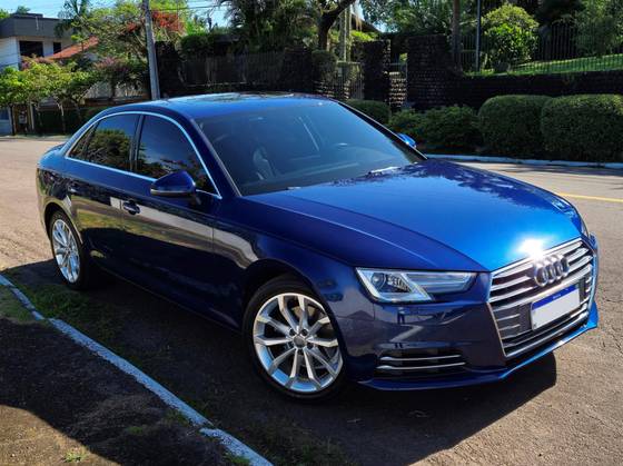 AUDI A4 2018