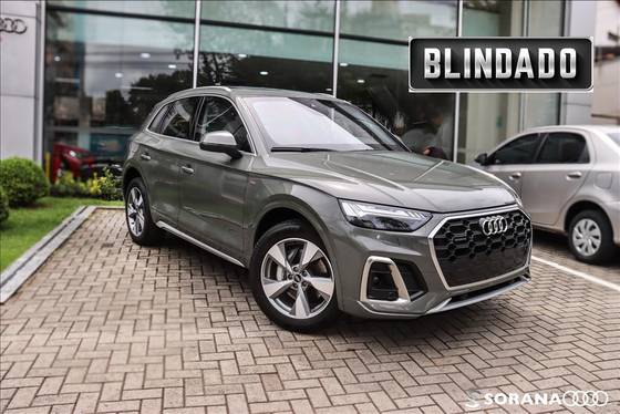 AUDI Q5 2025