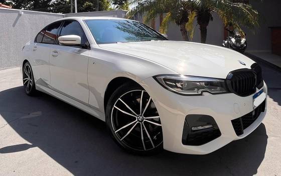 BMW 320i 2021
