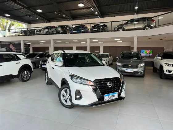 NISSAN KICKS 2024