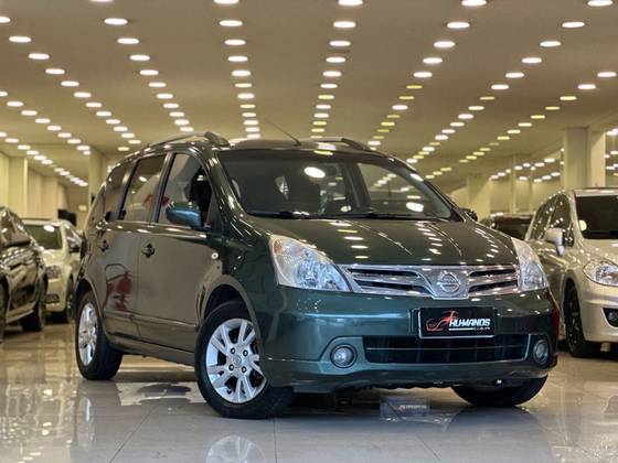 NISSAN LIVINA 2013