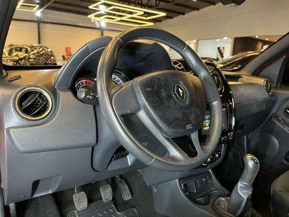 RENAULT DUSTER 2019
