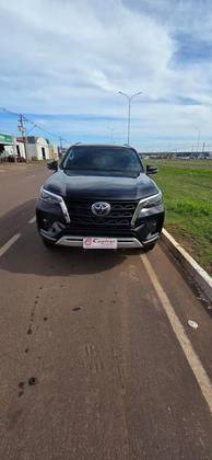 TOYOTA HILUX SW4 2022