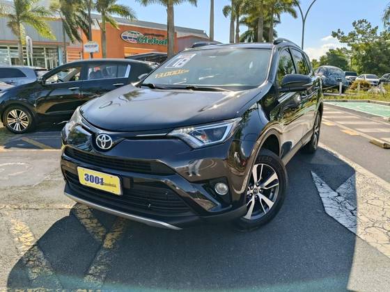 TOYOTA RAV4 2018