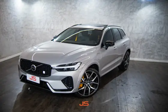 VOLVO XC60 2024