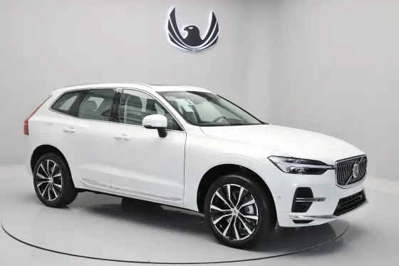 VOLVO XC60 2023
