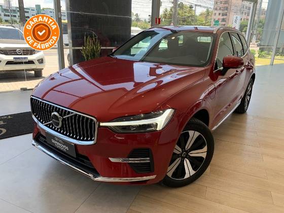 VOLVO XC60 2023