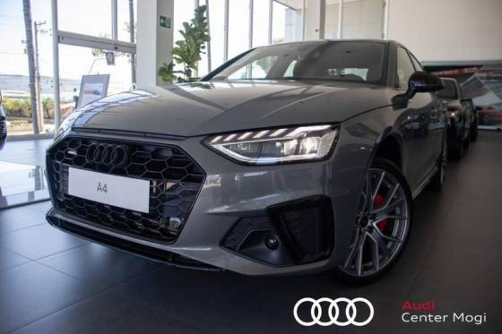 AUDI A4 2025