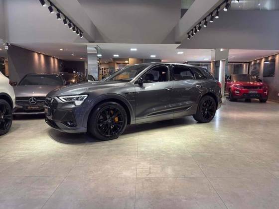 AUDI E-TRON 2020