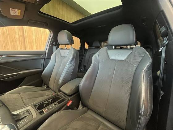 AUDI Q3 2023
