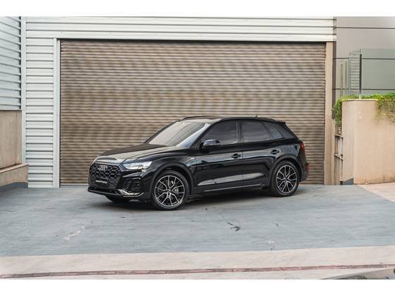AUDI Q5 2022