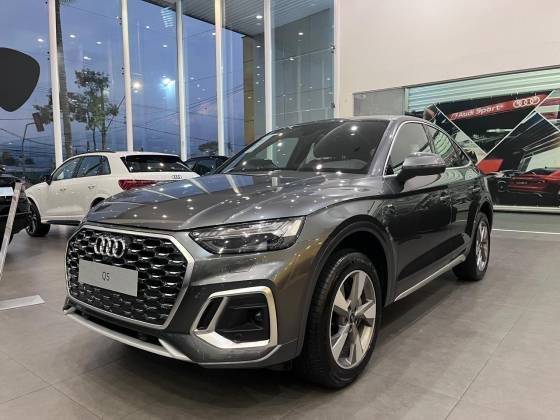 AUDI Q5 2025
