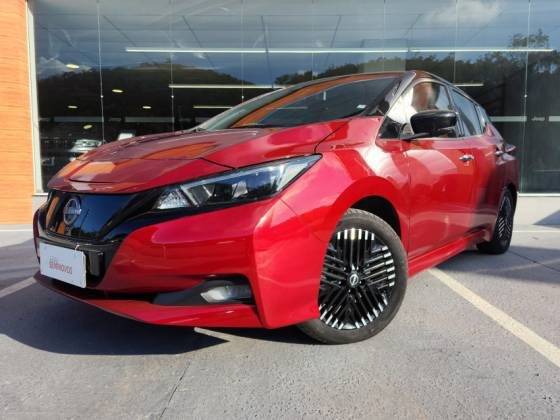 NISSAN LEAF 2023