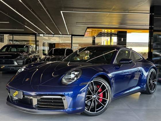 PORSCHE 911 2020