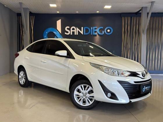 TOYOTA YARIS 2019
