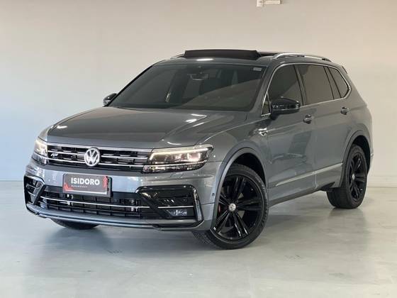 VOLKSWAGEN TIGUAN 2019