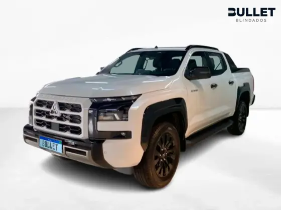 MITSUBISHI TRITON 2026