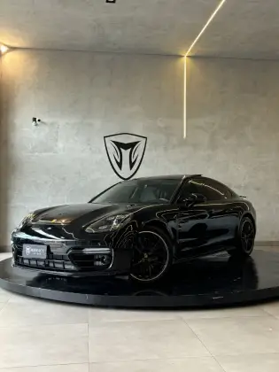 PORSCHE PANAMERA 2023