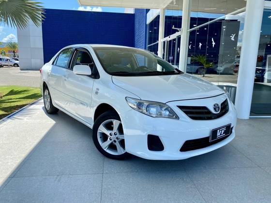 TOYOTA COROLLA 2014