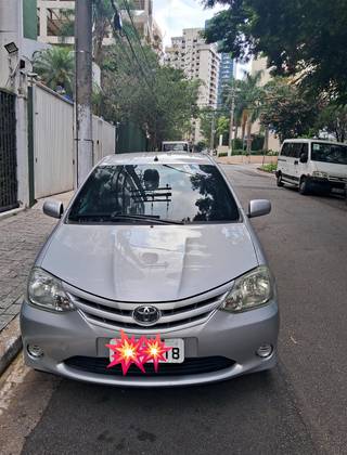 TOYOTA ETIOS 2013