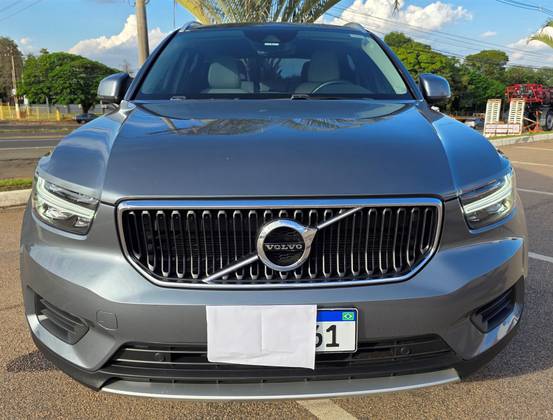 VOLVO XC40 2019