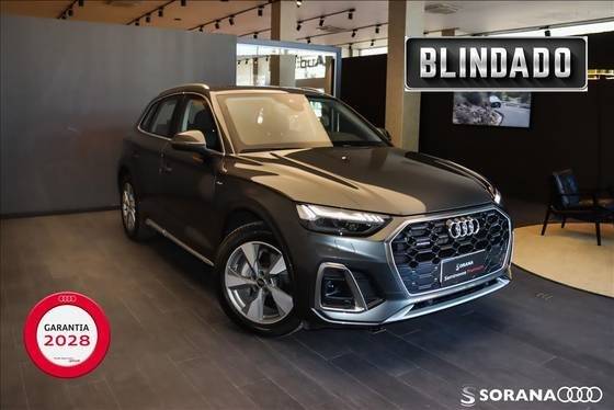 AUDI Q5 2024