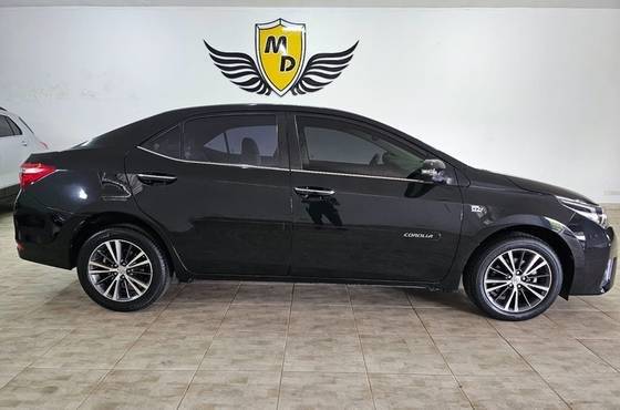 TOYOTA COROLLA 2015