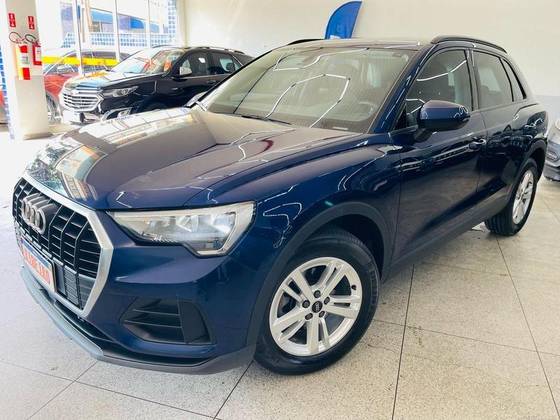AUDI Q3 2021