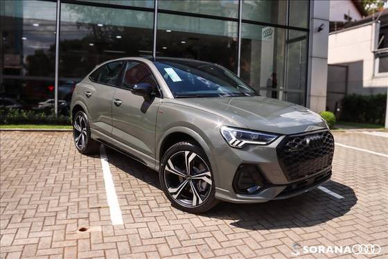 AUDI Q3 2025