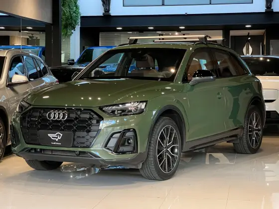 AUDI Q5 2021