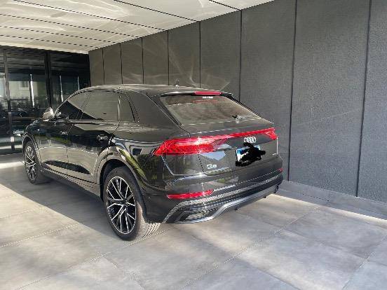 AUDI Q8 2023