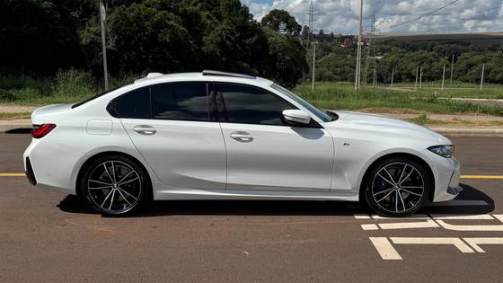 BMW 320i 2024
