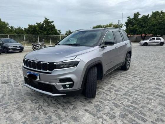 JEEP COMMANDER 2023