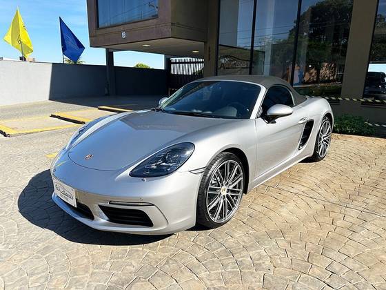 PORSCHE 718 2024