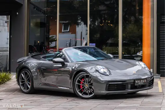 PORSCHE 911 2021
