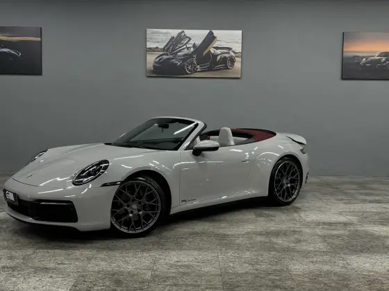 PORSCHE 911 2024