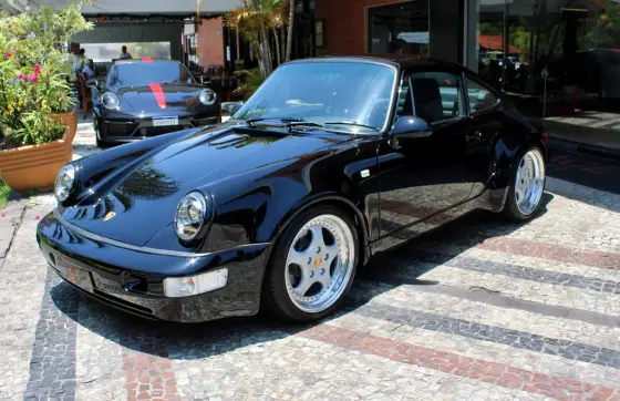 PORSCHE 911 1992
